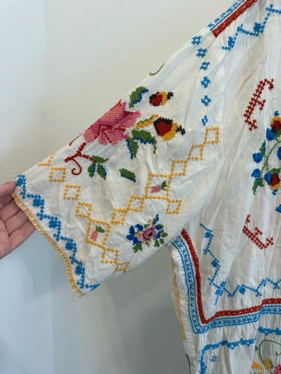 Farm Rio Embroidered Pineapple & Floral Short-Sleeve Shirt XL Tropical Vacation - Picture 3 of 14